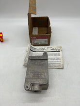 Load image into Gallery viewer, Eaton Crouse-Hinds EDS271-SA Single Gang Device Body, 3/4” (Open Box)
