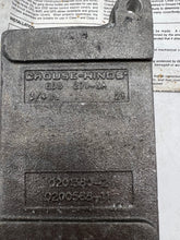 Load image into Gallery viewer, Eaton Crouse-Hinds EDS271-SA Single Gang Device Body, 3/4” (Open Box)