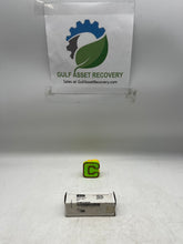 Load image into Gallery viewer, Parker 8A-C8L-1/3-BN-SS C-Series Check Valve, Poppet Valve, 1/2&quot; A-LOK (New)