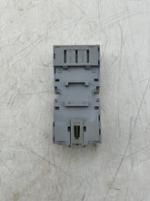 Load image into Gallery viewer, IDEC SY4S-05 Relay Socket, 7A, 300V *Lot of (5)* (Used)