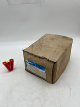 Load image into Gallery viewer, Eaton Crouse-Hinds LT15090G-SA 90Deg LT Connect w/ Ground, 1-1/2&quot; *Box of (2)* (New)