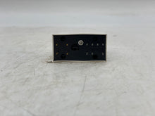 Load image into Gallery viewer, Opto 22 G4AD25 0-100 Volts AC/DC Input (Used)