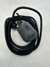 Load image into Gallery viewer, Pentair Parts2O FP18-15BD Tethered Float Switch w/ 10' Cord, Piggyback-Style Plug (Open Box)