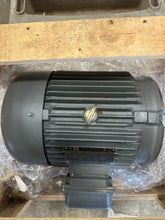Load image into Gallery viewer, Worldwide PEWWE5-18-184TC Premium Efficiency 3-Ph Induction Motor, 5 HP, 184TC (New)