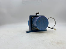 Load image into Gallery viewer, CIC 5525 Pressure Transmitter 24-32VDC Supply 4-20MA Output (Used)