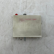 Load image into Gallery viewer, Opto 22 G4IDC5 5 Volt Logic DC Input Module 10-32VDC Input *Lot of (19)* (Used)