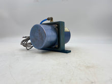 Load image into Gallery viewer, CIC 5525 Pressure Transmitter 24-32VDC Supply 4-20MA Output (Used)