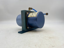 Load image into Gallery viewer, CIC 5525 Pressure Transmitter 24-32VDC Supply 4-20MA Output (Used)