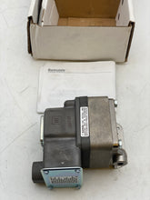 Load image into Gallery viewer, Barksdale DPD1T-H18SS Pressure Or Vacuum Activated Switch (New)