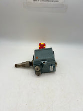Load image into Gallery viewer, Georgin BYA3R Type P 16M Pressure Switch (No Box)