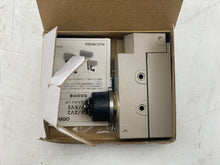 Load image into Gallery viewer, Omron ZE-N-2S Limit Switch 125VAC 15A (New)