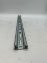 Load image into Gallery viewer, Eaton B-Line FlexTray Pedestal Kit, Steel *Box of (5)* (Open Box)