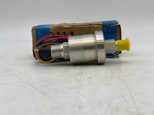 Load image into Gallery viewer, CCS Custom Control Sensors 611GM8001-7008 Pressure Switch 500 PSIG (Open Box)