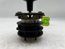 Load image into Gallery viewer, Instrument Transformers 952410C Series 95 Ammeter Rotary Switch *Lot of (2)* (No Box)