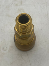 Load image into Gallery viewer, Eaton Hansen Series 5000 Push-Tite Brass Air Coupler Body 1/2&quot; MNPT *Lot of (9)* (No Box)