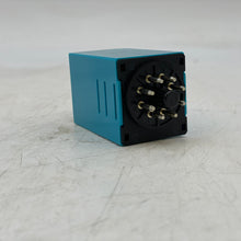 Load image into Gallery viewer, IDEC RTE-P1AD24 Electronic Timer, 24V AC/DC (Used)