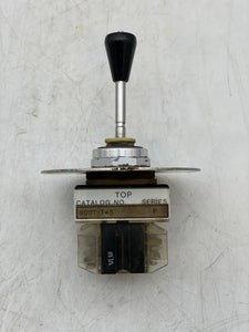 Carlisle & Finch C8160 Electric Joystick Searchlight Ctr 800T-T4S Ser. P (Used)