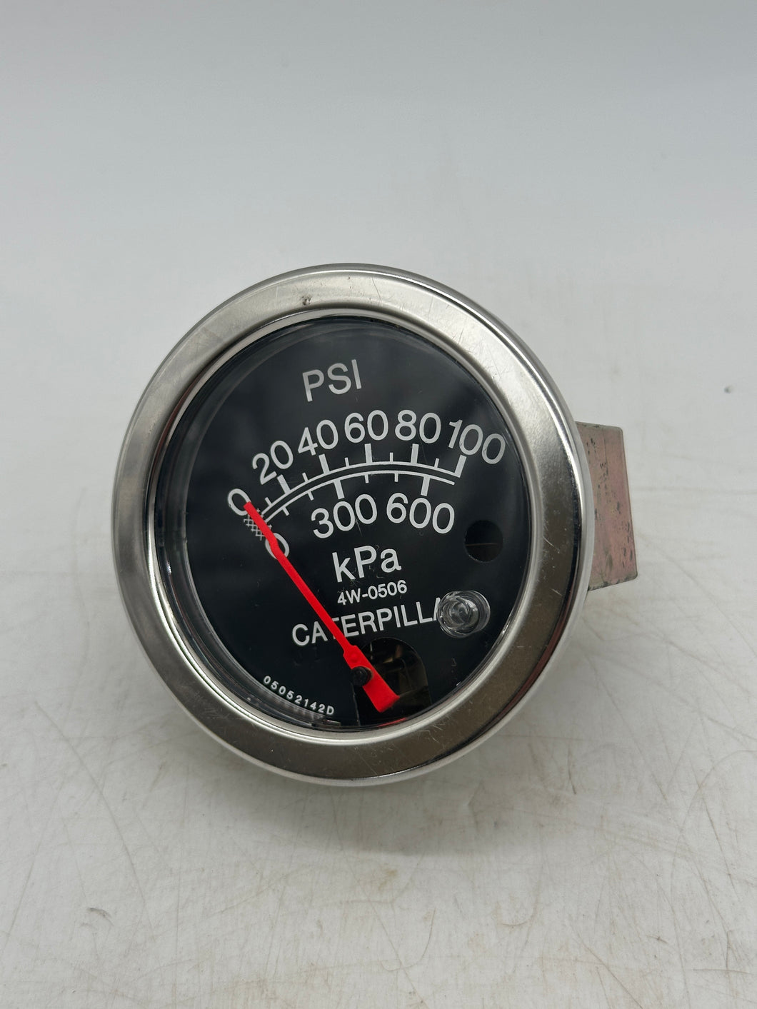 Caterpillar 4W-0506 Indicator, 0-100 PSI / 0-600 KPa (No Box)