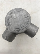 Load image into Gallery viewer, Eaton Crouse-Hinds GUAL14 GUJL14 Junction Box w/ Cover, 1/2&quot;, *Lot of (3)* (No Box)