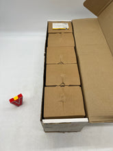 Load image into Gallery viewer, Appleton CMP TC300NB268 Tray Cable Connector 3&quot; *Box of (5)* (New)