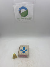 Load image into Gallery viewer, Gould Shawmut TRS15R Fuse *Box of (6)* (Open Box)