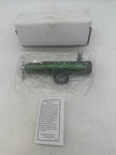 Load image into Gallery viewer, Mada R1835-15GE Oxygen Regulator, PIN Index CGA-870, 0-15LPM (New)