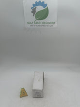 Load image into Gallery viewer, Mada R1835-15GE Oxygen Regulator, PIN Index CGA-870, 0-15LPM (New)