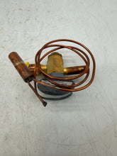 Load image into Gallery viewer, Carrier 14-00232-33 Expansion Valve (New)
