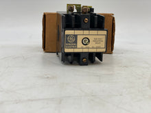 Load image into Gallery viewer, GE CR120B00022 Relay Series A 600VAC 10A (Open Box)