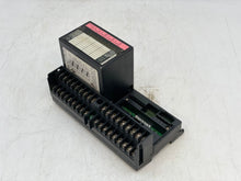 Load image into Gallery viewer, GE Fanuc IC670MDL331J Iso Output 8PT Module w/ IC670CHS001E I/O Base (Used)