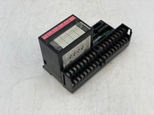 Load image into Gallery viewer, GE Fanuc IC670MDL331J Iso Output 8PT Module w/ IC670CHS001E I/O Base (Used)