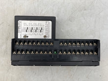Load image into Gallery viewer, GE Fanuc IC670MDL331J Iso Output 8PT Module w/ IC670CHS001E I/O Base (Used)