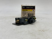 Load image into Gallery viewer, GE CR305X100D Auxiliary Contact Block NO Size 0-9 *Box of (2)* (Open Box)