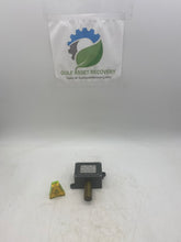 Load image into Gallery viewer, United Electric Controls J6-274 9618 Pressure Switch, 0-300PSI (No Box)