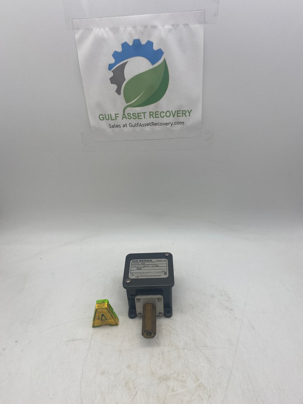 United Electric Controls H105.270 9968 Pressure Switch, 0-200PSI (No Box)