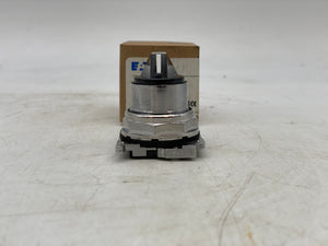 Eaton 10250T3033 Selector Switch 3 Pos Spr Ret NEMA 4, 4X-13 Series A3 (New)