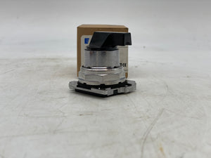 Eaton 10250T3033 Selector Switch 3 Pos Spr Ret NEMA 4, 4X-13 Series A3 (New)