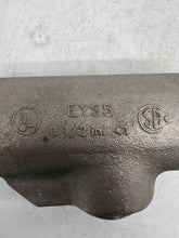 Load image into Gallery viewer, Eaton Crouse-Hinds EYS5-SA Vert./Horiz. Sealing Fitting, Female, 1-1/2&quot; *Lot of (4)* (No Box)