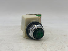 Load image into Gallery viewer, Schneider Electric 9001KP5G31 Standard Pilot Light w/ Green Lens 480VAC (New)