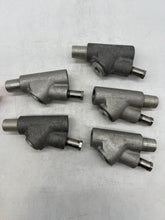 Load image into Gallery viewer, Eaton Crouse-Hinds EYD26-SA Male/Female Hub w/ Drains, 3/4&quot; *Box of (5)* (Open Box)