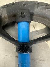 Load image into Gallery viewer, Ideal 74-002 3/4” EMT Ductile Iron Conduit Bender Head w/ 74-019 38" Handle (Used)