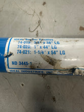 Load image into Gallery viewer, Ideal 74-002 3/4” EMT Ductile Iron Conduit Bender Head w/ 74-019 38" Handle (Used)