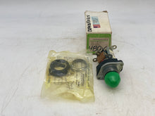 Load image into Gallery viewer, GE CR2940UE212C4 Indicator Light Oiltight 480V 50-60HZ Green Lexan Cap (New)
