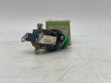 Load image into Gallery viewer, GE CR2940UE212C4 Indicator Light Oiltight 480V 50-60HZ Green Lexan Cap (New)