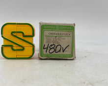 Load image into Gallery viewer, GE CR2940UE212C4 Indicator Light Oiltight 480V 50-60HZ Green Lexan Cap (New)