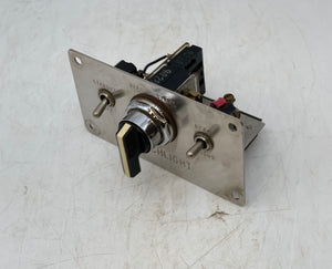 Carlisle & Finch 44441X-RF Control Station f/ Xenon 500W Searchlight (Used)