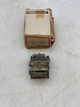 Load image into Gallery viewer, Cutler-Hammer E30DX4 Compact Pushbutton Operator w/ Ind. Light (Open Box)