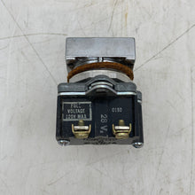 Load image into Gallery viewer, Cutler-Hammer E30DX4 Compact Pushbutton Operator w/ Ind. Light (Open Box)