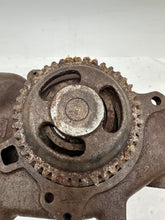 Load image into Gallery viewer, Detroit Diesel 5106160 Water Pump (Used)