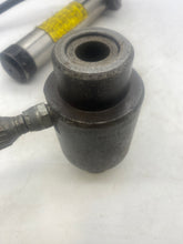 Load image into Gallery viewer, Current Tools Model 1521 Hydraulic Hand Pump w/ 1522 Knockout Ram (Used)